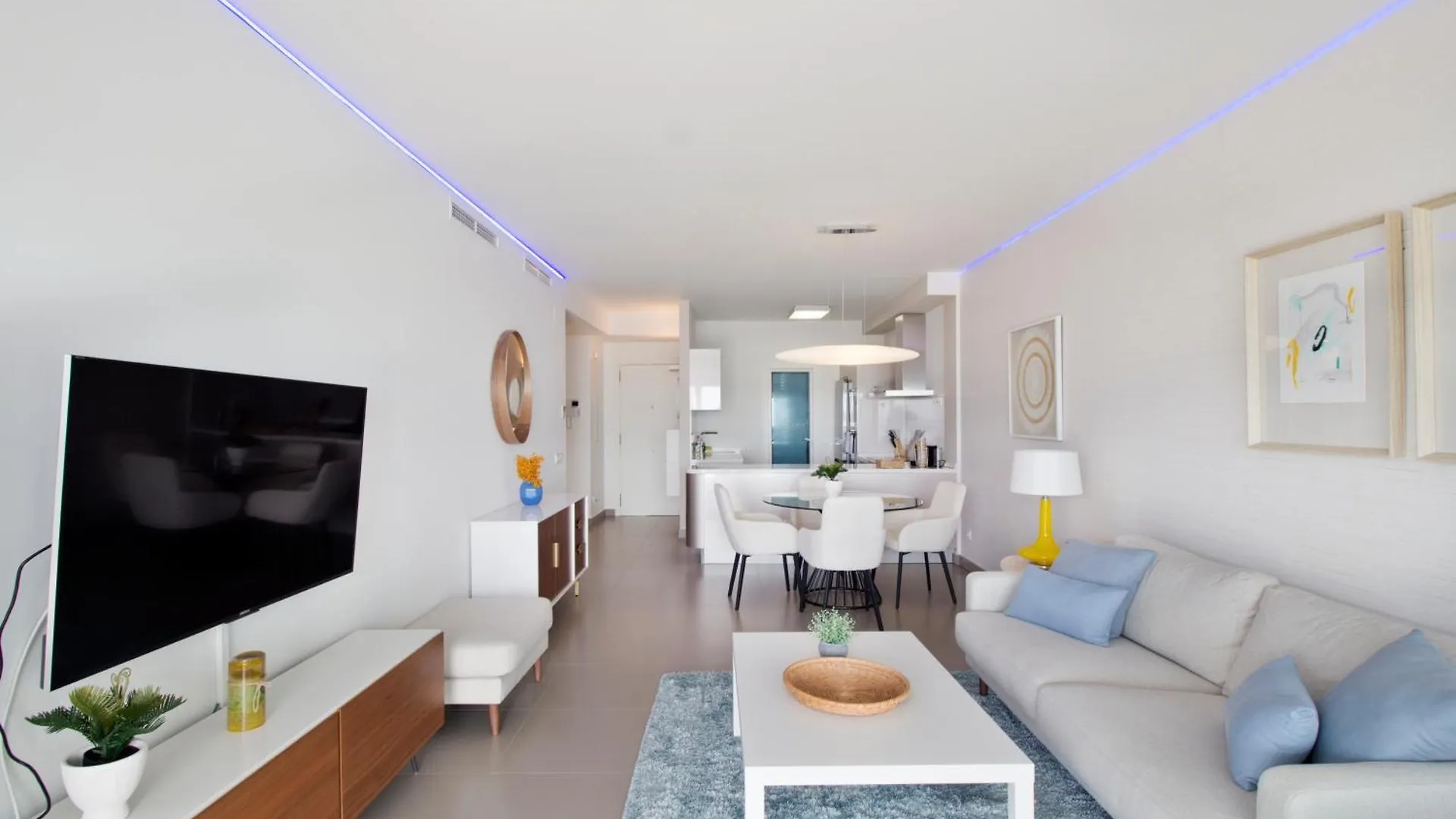 Apartment Happy Travel South Beach 1-1B Benalmadena Spain